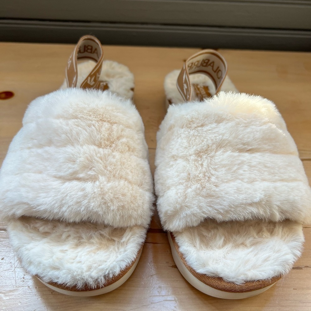Koolaburra Cream Plush Slippers